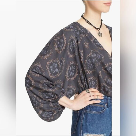 Free People Women Midnight Combo Blouse Top Size Large NWT - Picture 4 of 8
